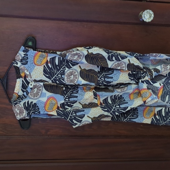 Zaket & Plover Tunic Wrap Top Size Medium - Picture 9 of 10